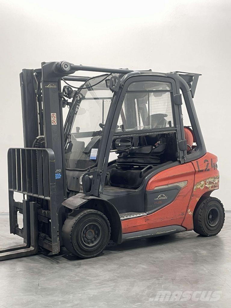 Linde H25T-01-1202 LPG trucks
