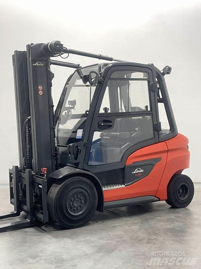 Linde H30D-01-1202 Diesel Forklifts