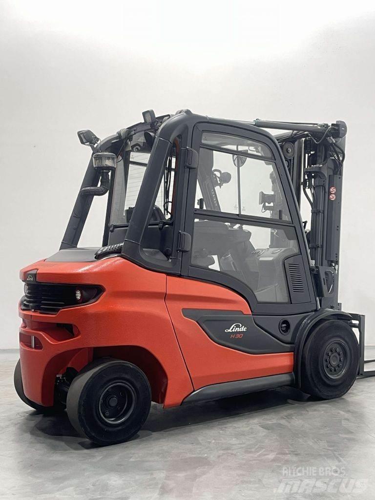 Linde H30D-01-1202 Diesel Forklifts