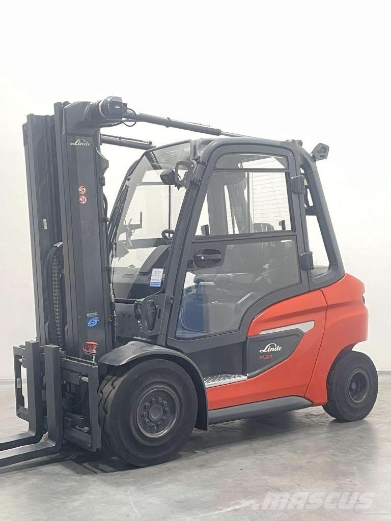 Linde H30D-01-1202 Diesel Forklifts