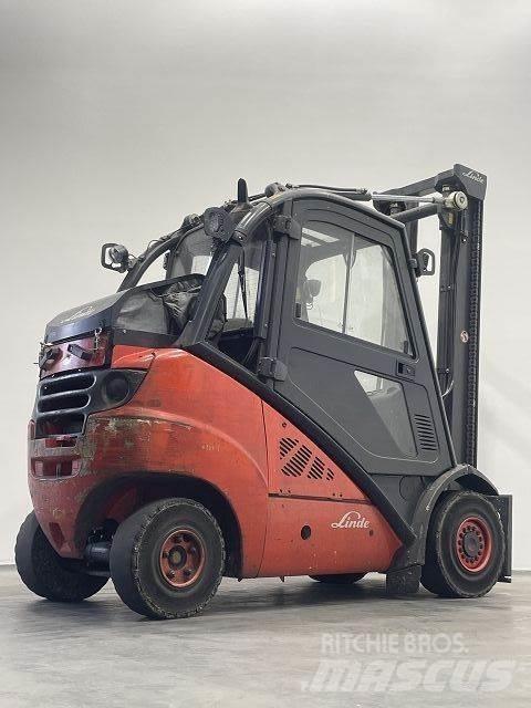 Linde H30T-01 393 LPG trucks