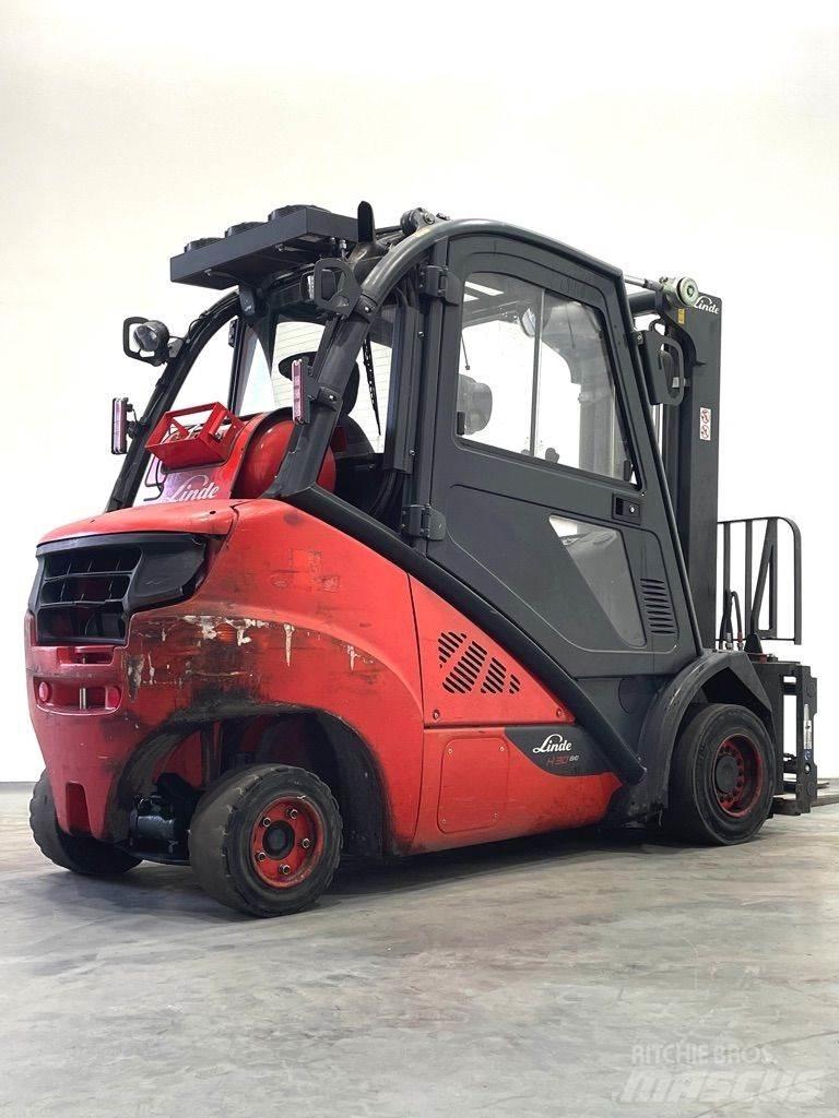 Linde H30T-393-EVO LPG trucks