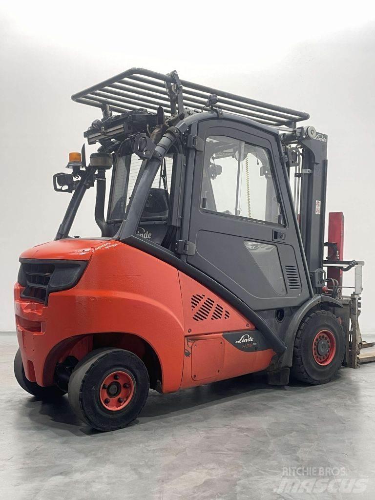 Linde H35D-02-393 Diesel Forklifts
