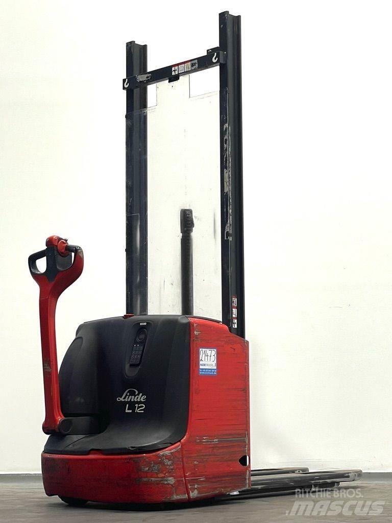 Linde L12i-1172 Pedestrian stacker