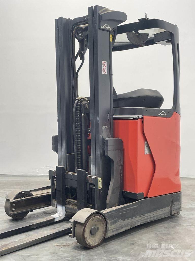 Linde R10B-01-1120 Reach trucks