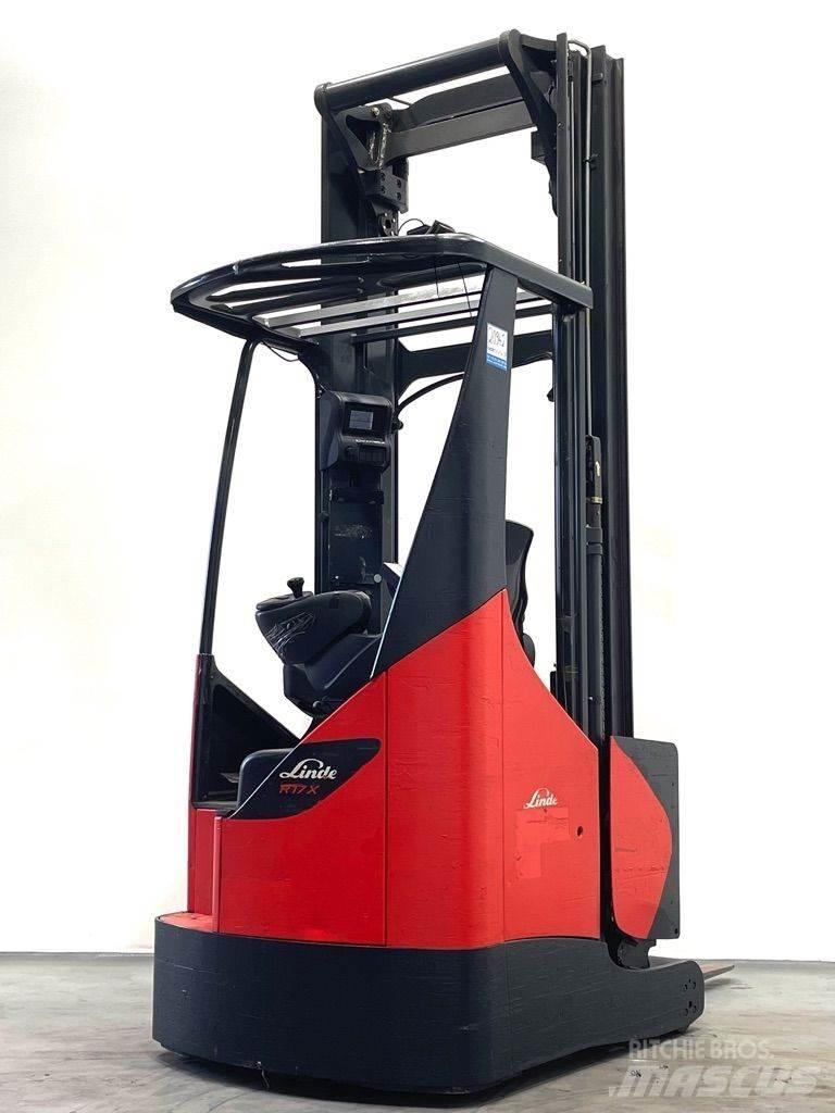 Linde R17X-116 Reach trucks