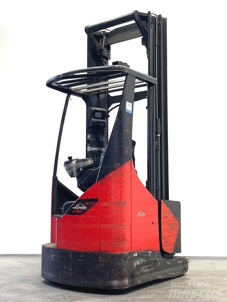 Linde R17X-116 Reach trucks