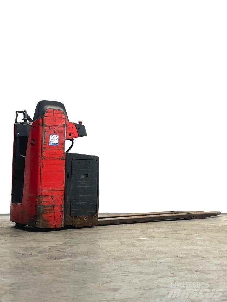 Linde T20S-1154 Self Propelled Stackers