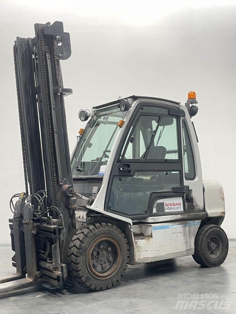 Nissan YG1D2A300 Diesel Forklifts
