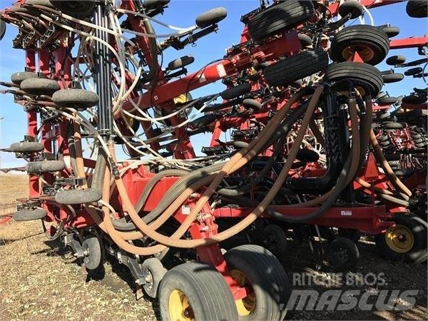 Bourgault 3320 Farm Drills