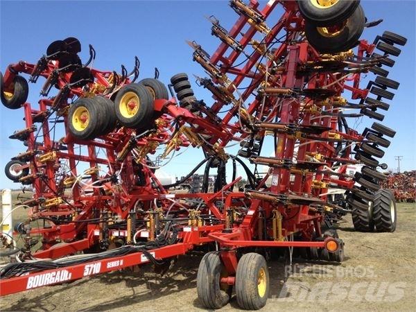 Bourgault 5710 Farm Drills