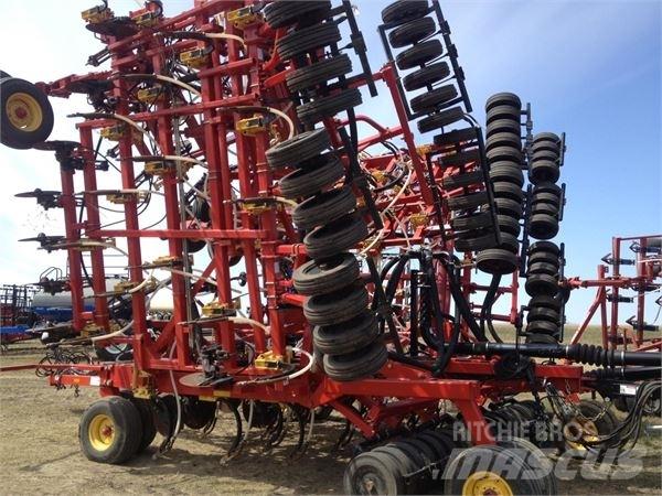 Bourgault 5710 Farm Drills