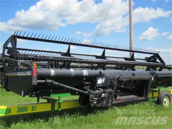 MacDon 960 Combine Attachments