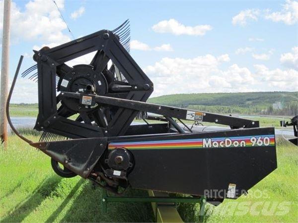 MacDon 960 Combine Attachments