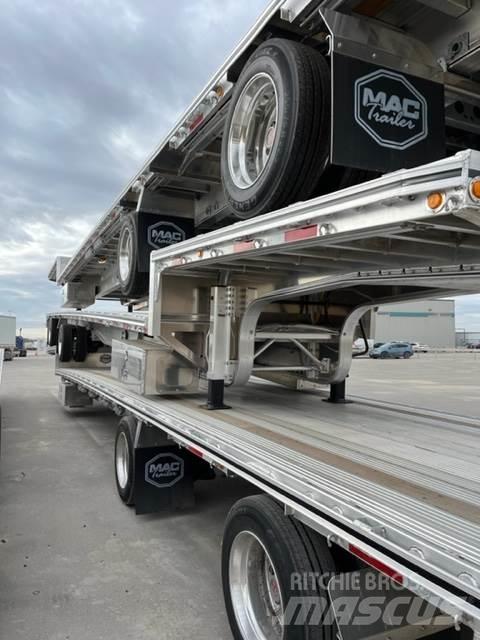 MAC  Lowboy trailer