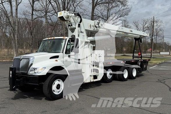 Altec AC26-103B Boom / Crane / Bucket Trucks