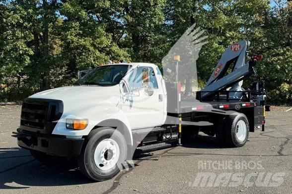 PM 14 Timber Cranes