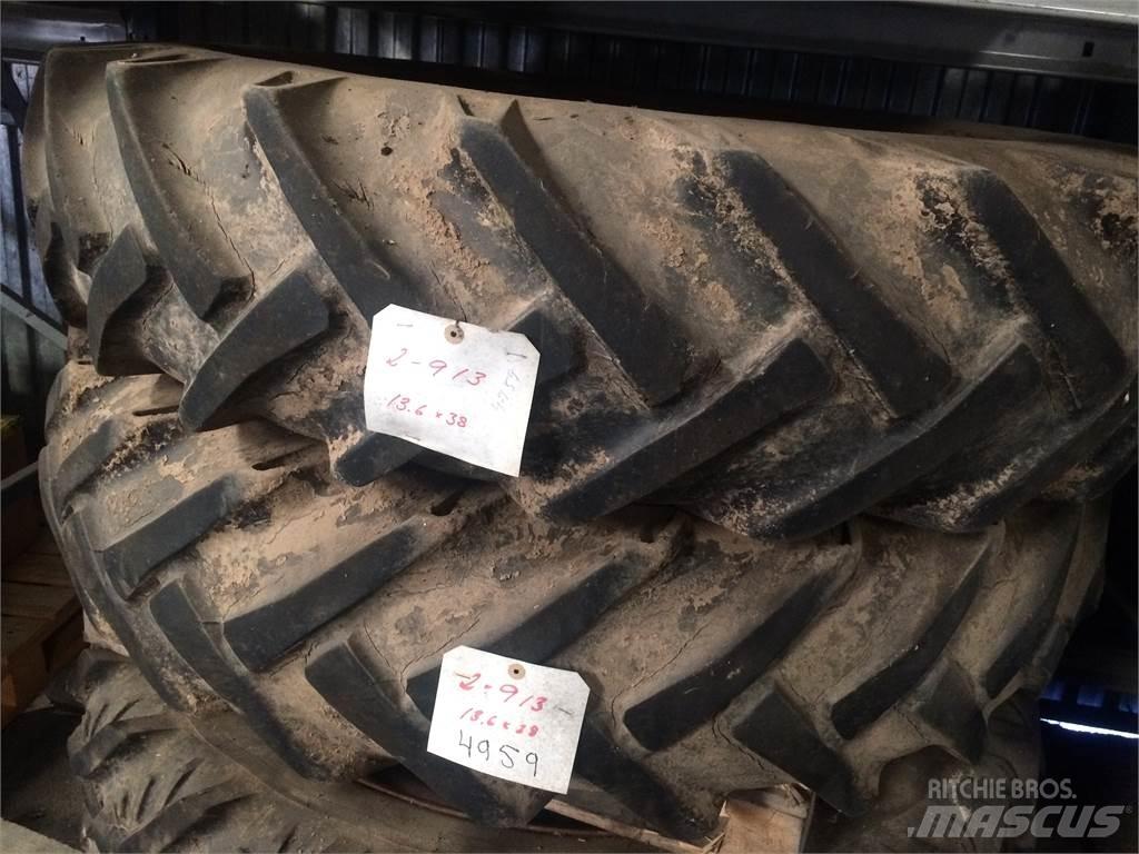  13.6x38 Tires, wheels and rims