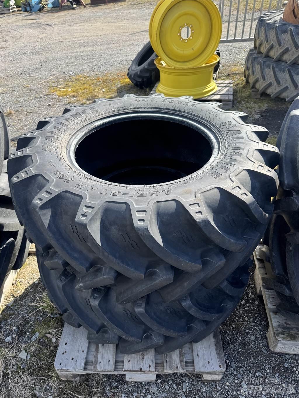  2st Alliance 440/65R24 Tires, wheels and rims