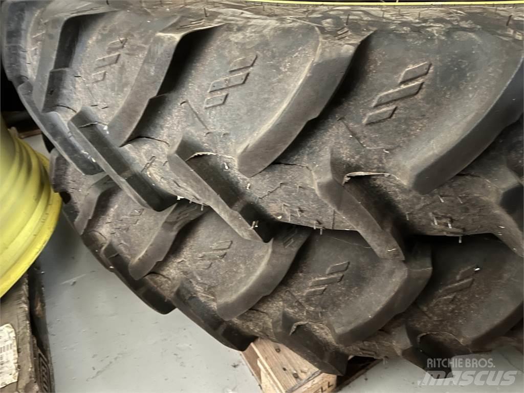  300/95X52 270/95X36 Tires, wheels and rims