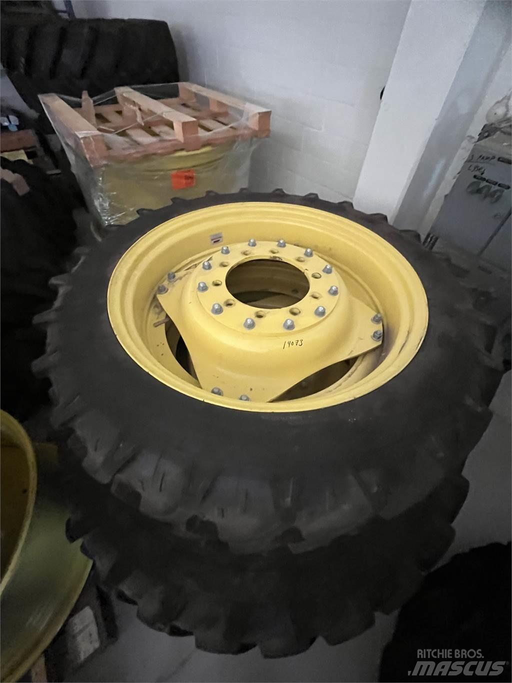  300/95X52 270/95X36 Tires, wheels and rims