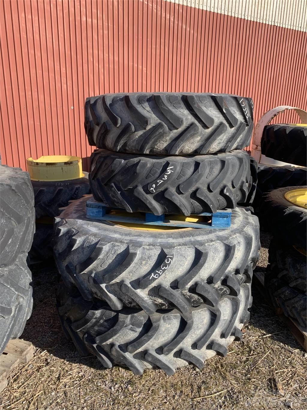  520/85x42, 420/85x30 Tires, wheels and rims