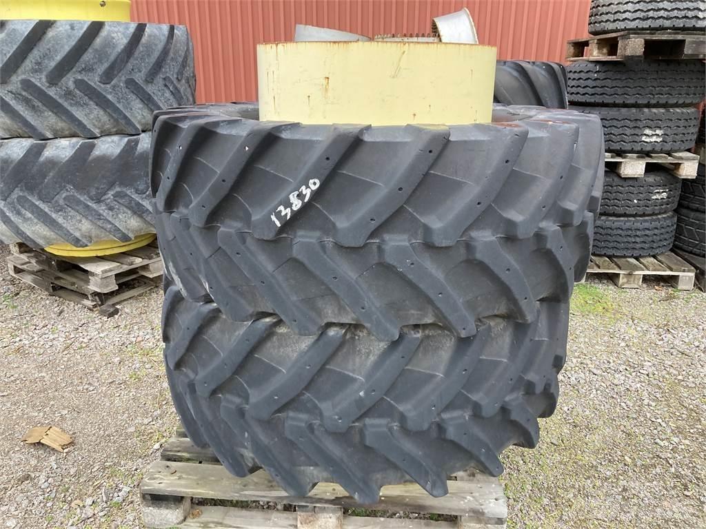  540/65X30, 40 % Tires, wheels and rims