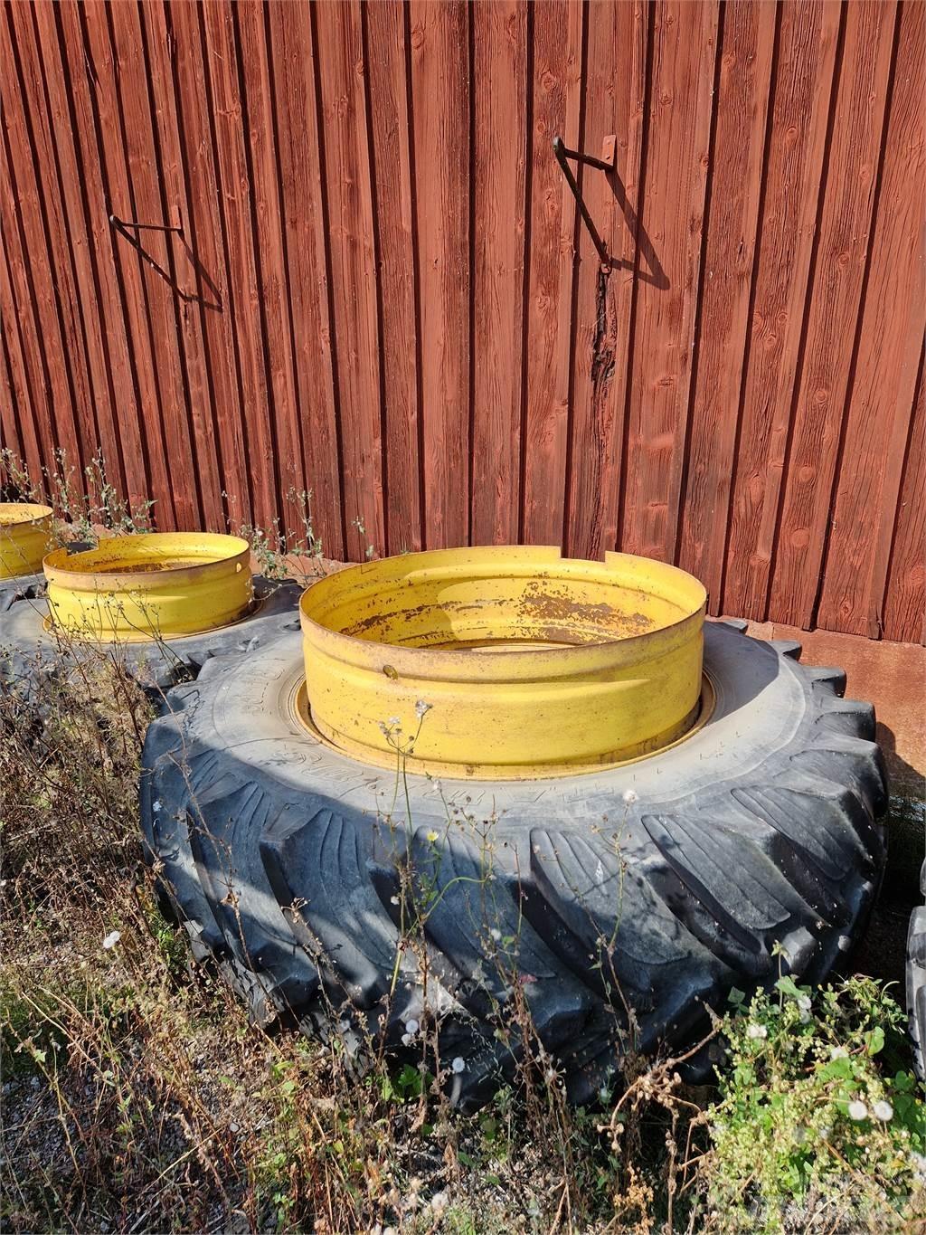  650/65x42, 540/65x30 Tires, wheels and rims