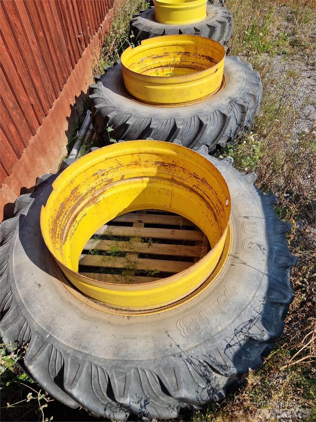  650/65x42, 540/65x30 Tires, wheels and rims