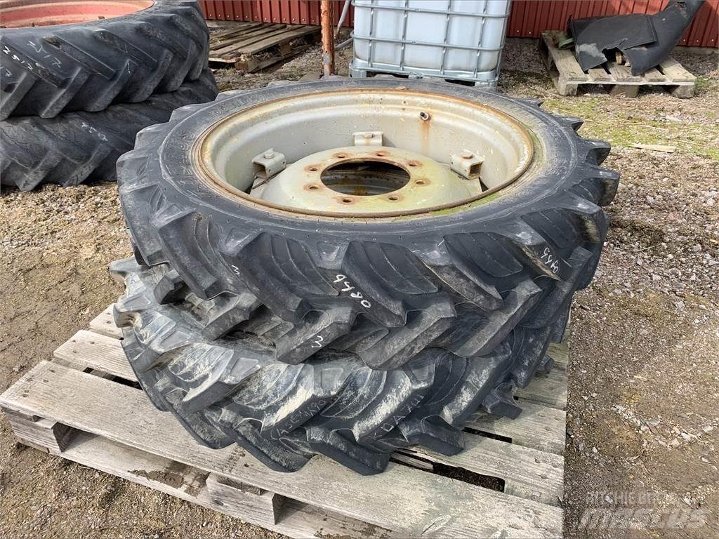  9.5x28 Radodlingshjul Tires, wheels and rims