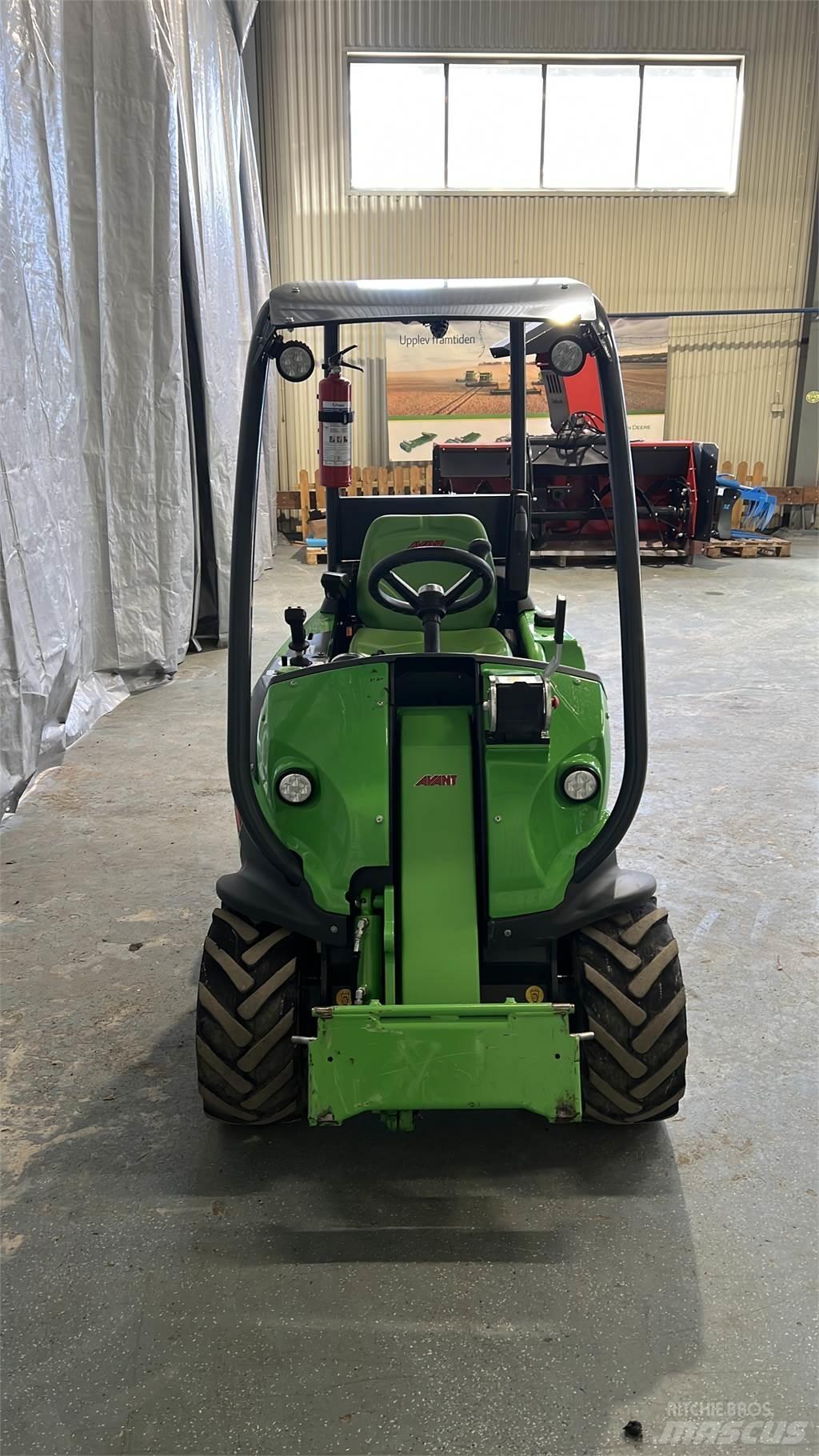 Avant 225 Skid Steer Loaders
