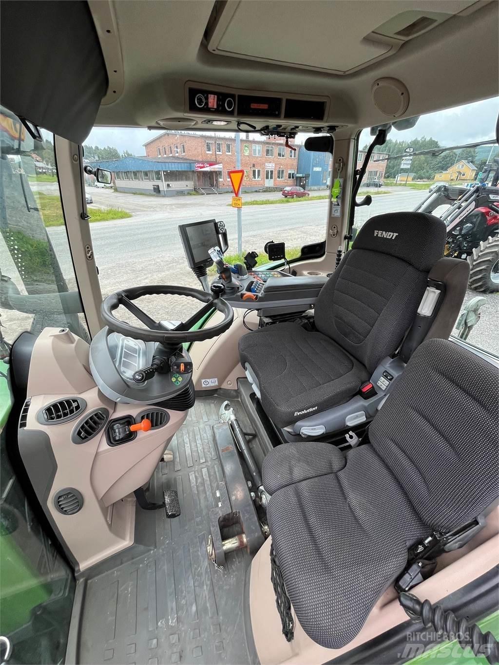 Fendt 720 VARIO Tractors