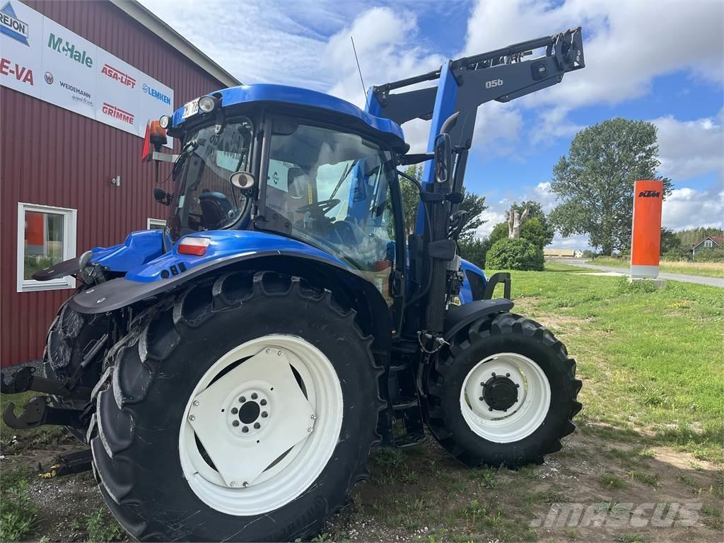 Ford New Holland T6040 Tractors