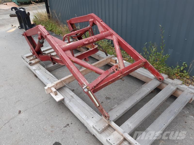  FRONTLASTARE ÅLÖ TYP E Front Loaders