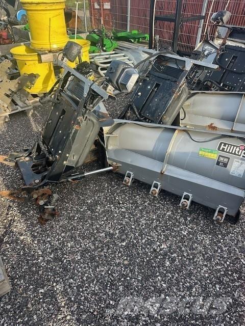 Hilltip 2400 VIKPLOG Snow Blades And Plows