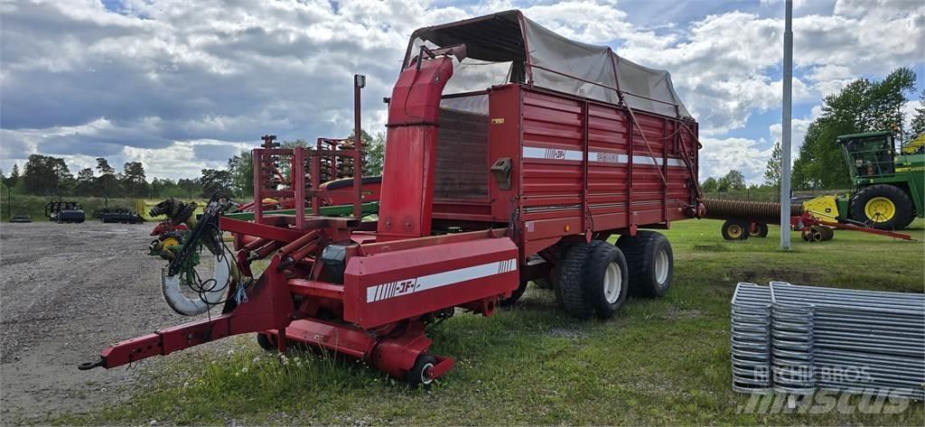 JF 3500 HACKVAGN Speciality Trailers
