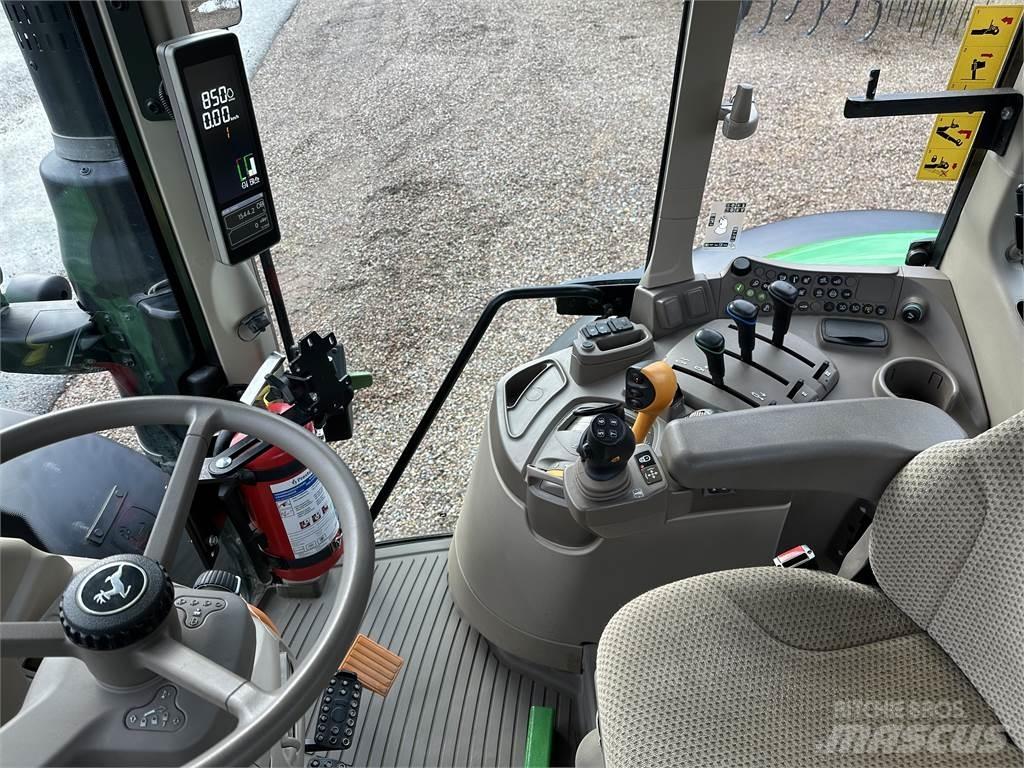 John Deere 6120M Tractors