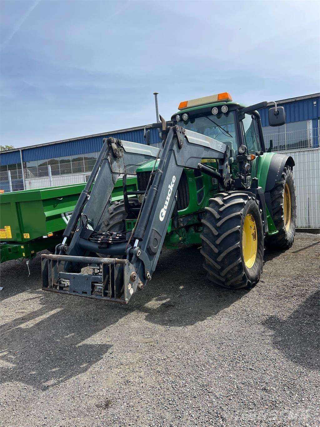 John Deere 6930 TRAKTOR Tractors