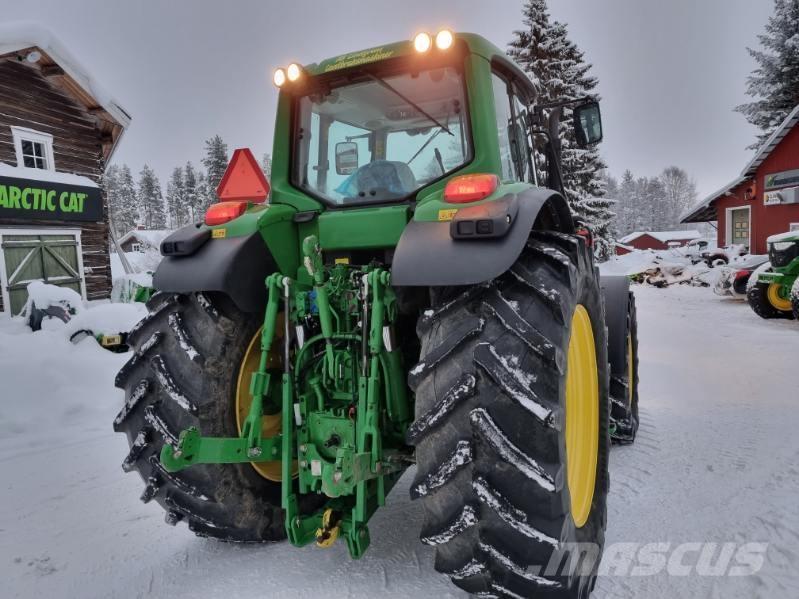 John Deere 7530 Tractors