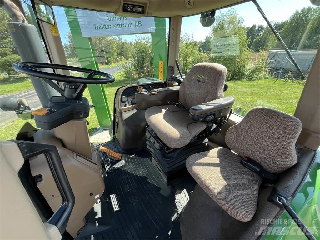 John Deere 7930 Tractors