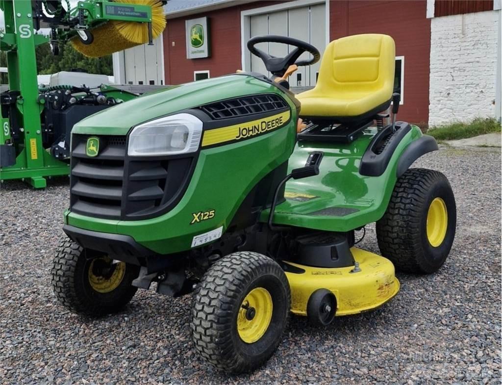 John Deere X125 Riding mowers