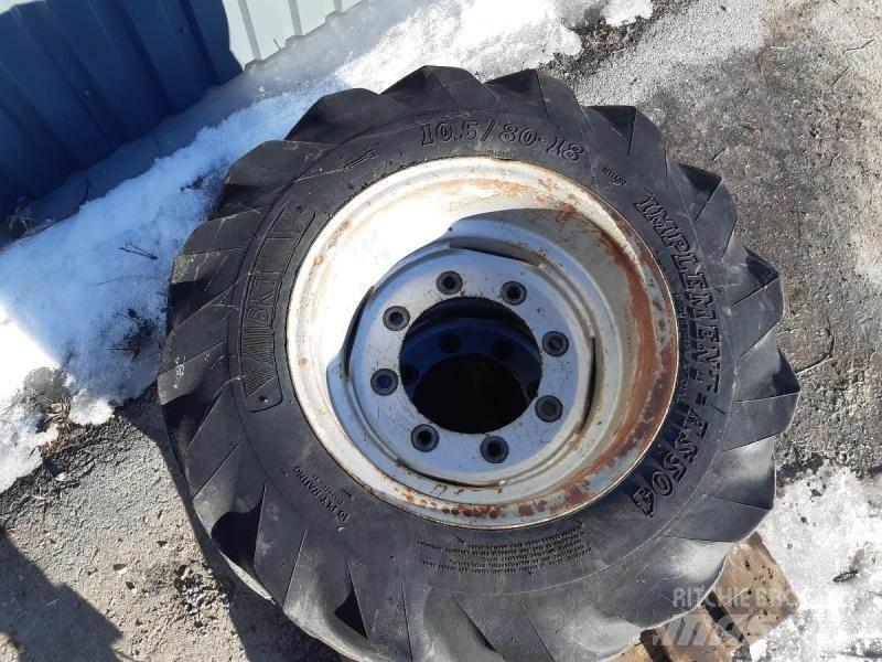  TRAKTOR HJUL 10,5/80-18 Tires, wheels and rims