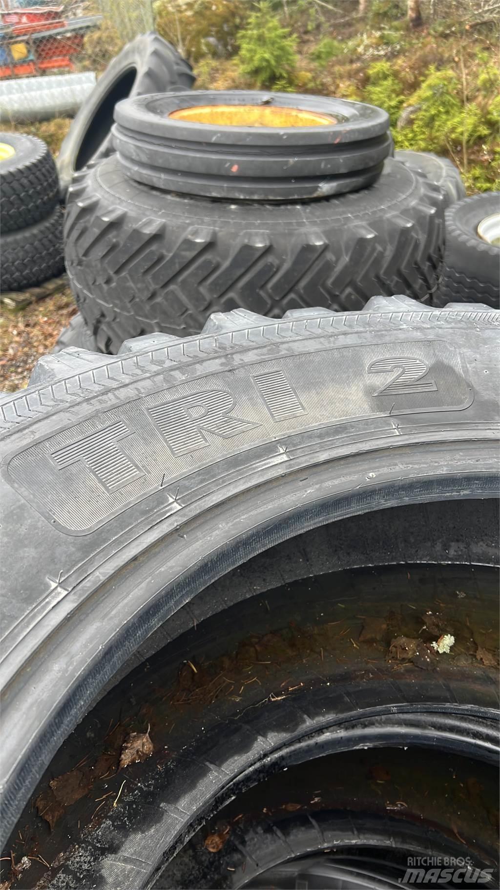  TRI2 Tires, wheels and rims