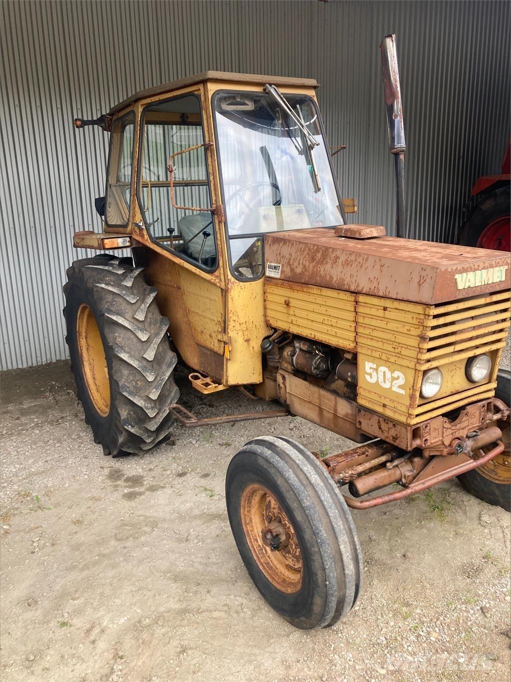 Valmet 502 TRAKTOR (KUND) Tractors