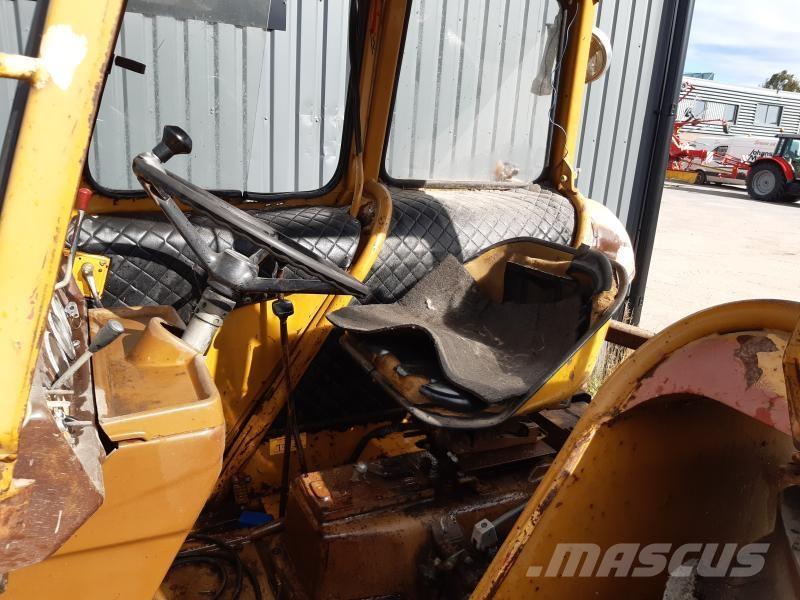 Valmet 700 Tractors