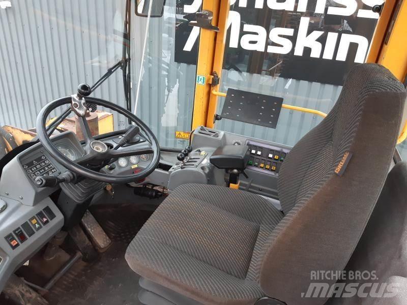Volvo L90C Wheel Loaders