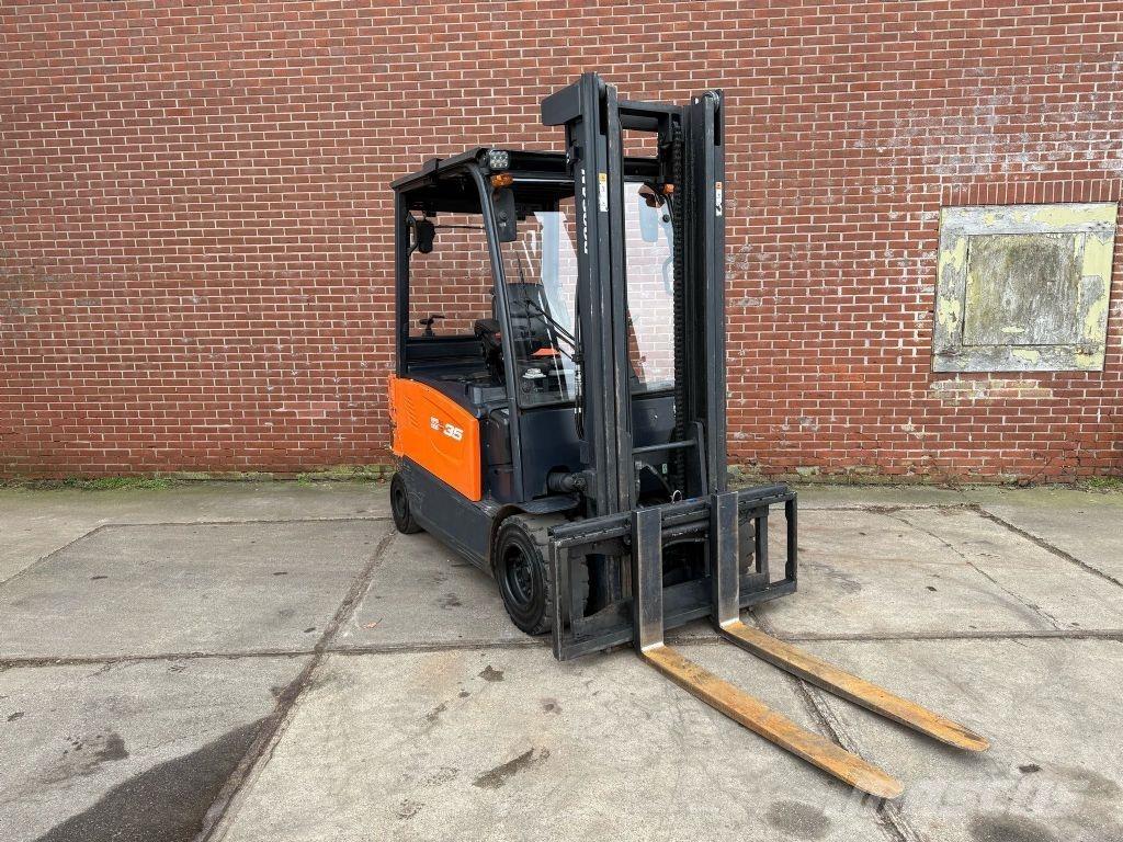 Doosan B35X-7 Electric Forklifts