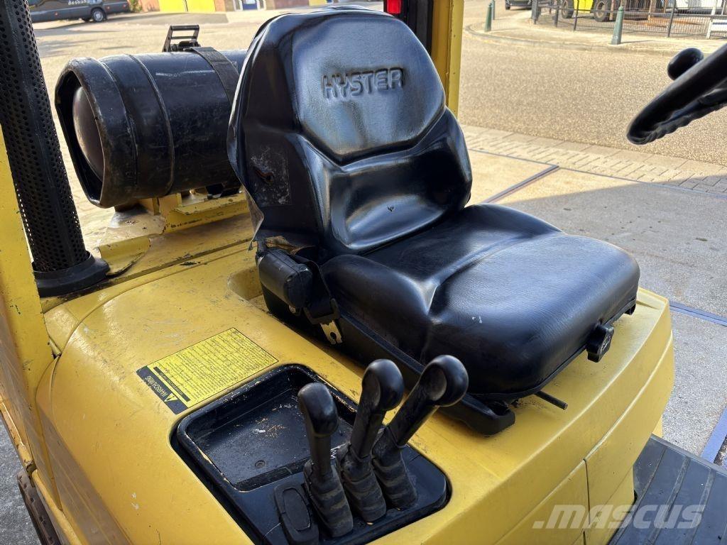 Hyster H2.50XM LPG trucks