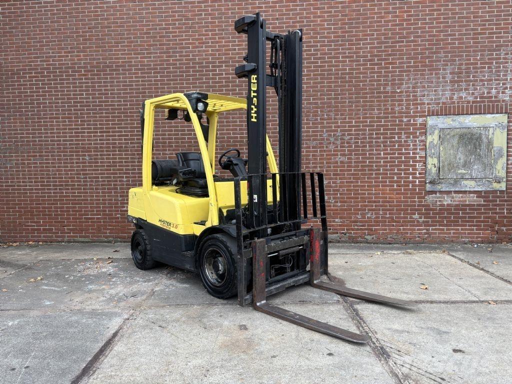 Hyster H3.0FT LPG trucks