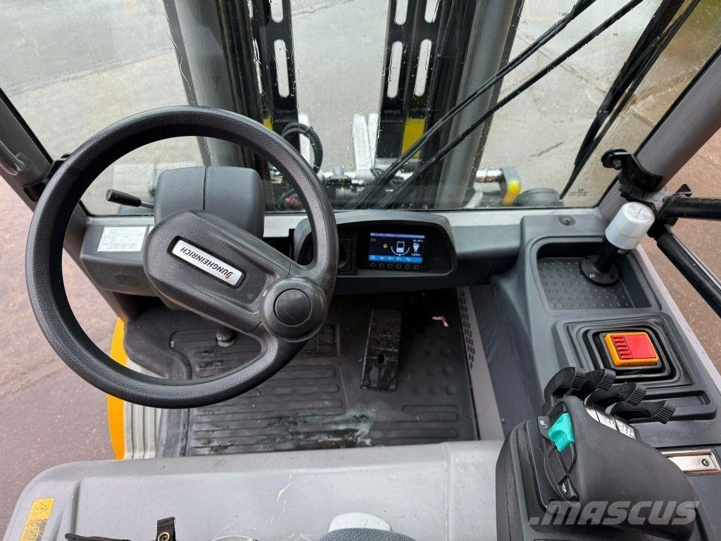 Jungheinrich EFG S30 Electric Forklifts
